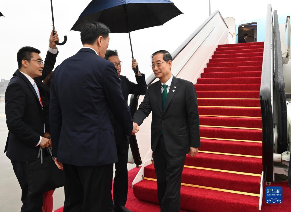 澳门梭哈王何谐